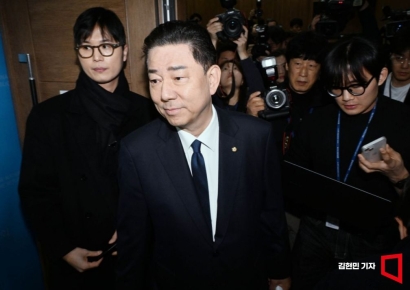 경찰, '김병기 특혜 의혹' 관련 국회사무처 압수수색