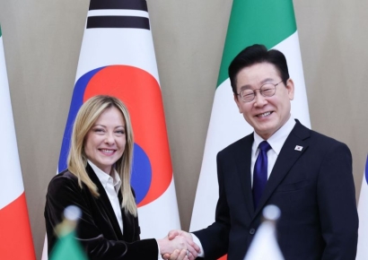 [속보] 李대통령, "이탈리아와 AI·반도체 등 첨단산업 협력 확대"