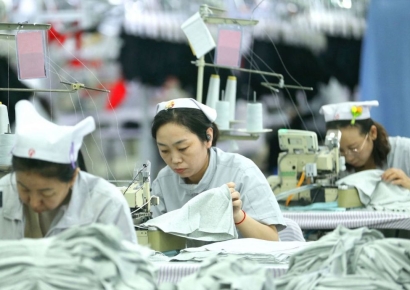 中 14억 인구 곧 무너지나…4년 연속 인구감소한 이유