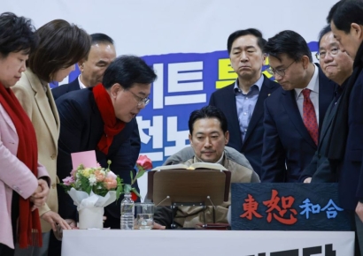 국힘, 한덕수 징역 23년에 "판결존중하지만.."...친한계 "고개 숙여 사과"