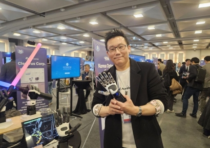 "韓 매력적인 시장" CES 휩쓴 혁신기업들…'AI·로봇' 글로벌 관심 집중