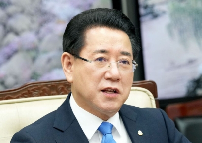 김영록 지사 "전남 국립의대 설립 사실상 확정…가슴 벅차다"