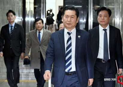 "당원들과 상의도 없이 결정..."…'정청래 혁신당 합당 제안'에 與 반발 터져나와