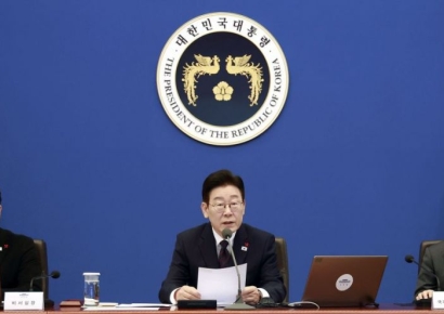 李대통령, 이해찬 별세에 "큰 스승 잃어…민주·평화통일 여정 계속될 것"