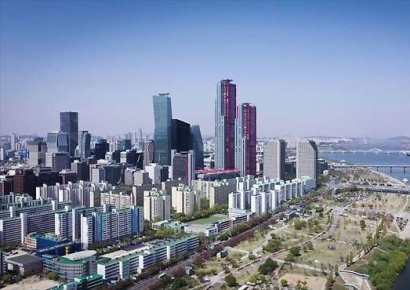 CBRE "상업용부동산 매매 역대 최대…올해도 실수요 탄탄" 