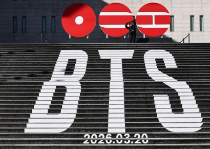 BTS 컴백 공연 날벼락 맞았다…광화문 결혼식·돌잔치 '발동동'