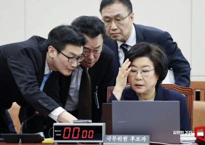[포토] 진통 끝 열린 이혜훈 청문회…“자료 부실” 여야 질타