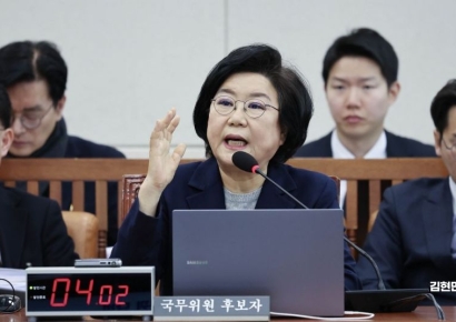 [포토] '장남 위장 미혼 청약' 의혹 이혜훈 "혼례 직후 관계 깨졌던 상황"