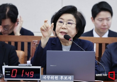 [폴폴뉴스]코스피5000·신년 기자회견에도 상승 반납한 李대통령 지지율