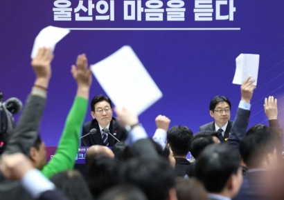 울산 찾은 李대통령 "5극3특 재편 기득권 저항 커…국민 공감·지지 중요"