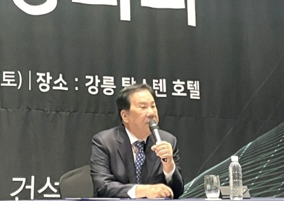 우오현 SM그룹 회장, 건설 현장소장과 1박2일 간담회…"위기일수록 기본부터"