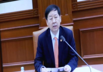 [포토] 구윤철 부총리, 대외경제장관회의 주재