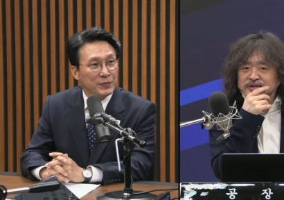 김어준 "李 순방 기간 국정 공백"…총리실 "중동 상황 철저히 대응했다"