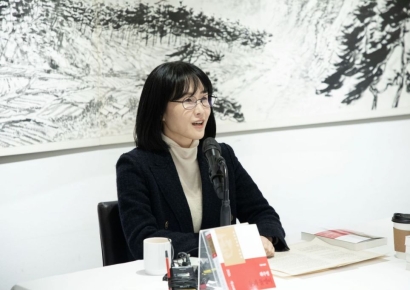 이상문학상 위수정 '눈과 돌멩이'…죽은 뒤에도 끝나지 않는 관계의 책임