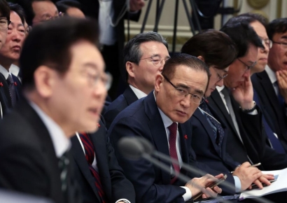 위성락 "중동 상황 지나치게 우려 안 해도 돼…철저히 대비하고 있다"