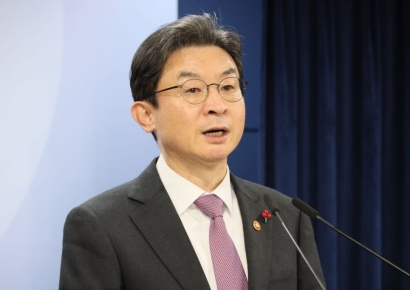 이억원 "2026년 가계부채 관리 한층 강화…증가율 1.8%보다 낮게 관리"