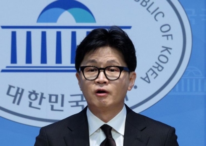 한동훈 "장동혁, 尹세력 숙주…보수재건 위해 끊어내야"