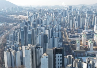 작년 주택공급 지표 일제히 뒷걸음질…인허가 13%·착공 10%↓