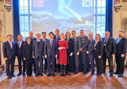 한화에어로, '정부-기업' 원팀 이뤄…노르웨이에 '천무' 9억달러 수주