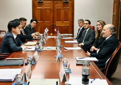 "오해 풀렸다"했는데 관세 절차 왜 계속…미국의 속내