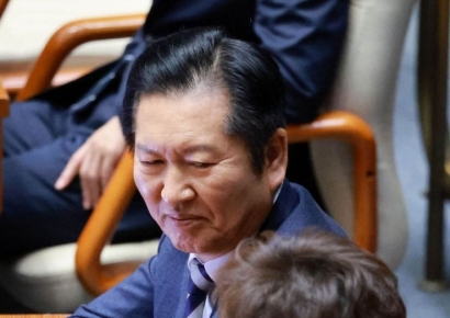 [포토] 이언주 최고위원과 대화하는 정청래 대표