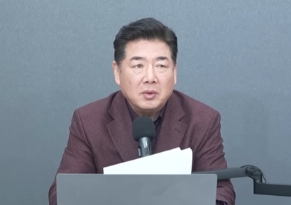 마주보고 달리는 국힘…고성국엔 '탈당권고' 배현진엔 '원칙대로'