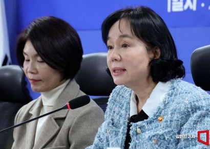 [포토] 발언하는 송경희 위원장