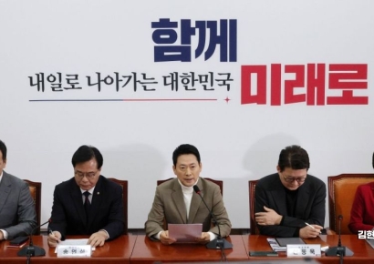 [포토] 장동혁 "당협위원장 37곳, 교체 권고 나왔지만 안 한다"