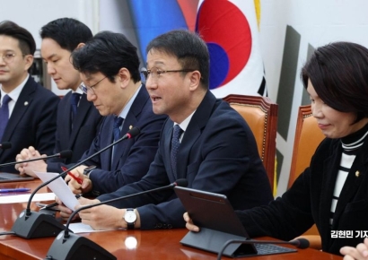 [포토] 한병도 "3월 '대미투자특별법' 처리…관세 불확실성 제거"