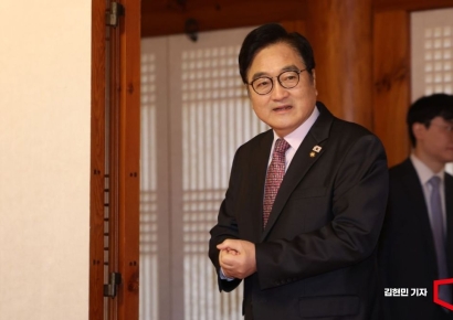 우원식 국회의장이 쏘아올린 개헌 신호탄…현실은 여전히 '첩첩산중'