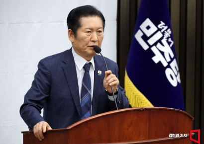 정청래, 합당 반대 초선 설득 나섰지만…"찬성 극소수"