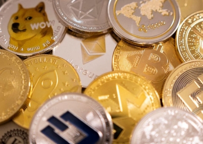 中, '위안화 스테이블코인' 역외발행 금지…가상화폐 통제 강화