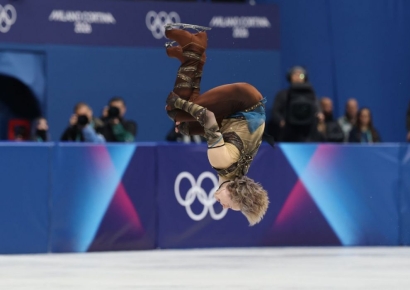 "너무 위험해" 금기의 기술…50년 만에 '백플립' 보란 듯 성공시킨 말리닌