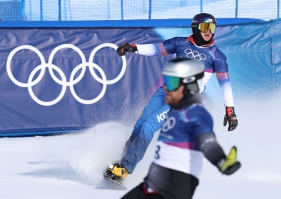 "올림픽 시작한 거 맞나요?" 싸늘한 축제에 자영업 현장도 '꽁꽁'