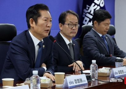 [포토] 정청래, 재선 간담회서 "합당 찬반 모두 애당심…조속히 결론"