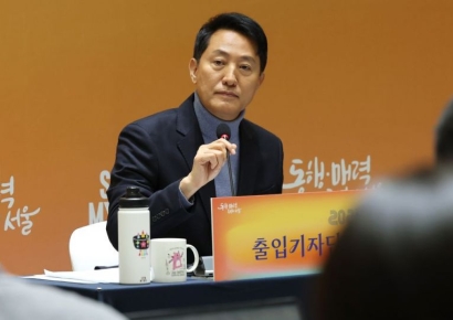 오세훈 "정부가 시장 못 이긴다…정공법은 공급 확대"  