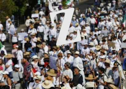 "요즘 애들은 게으르다?" 편견에…"월·금 병가 쓰는 신입은 사절" 채용공고 냈다 