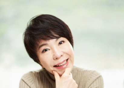 가수 최진희, 제이제이엔터와 전속계약