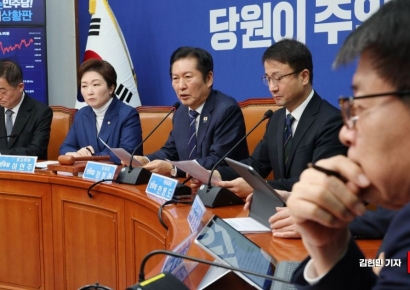 [포토] 정청래 "보완수사권은 정부 입법…당 입장 충분히 고려해 달라"