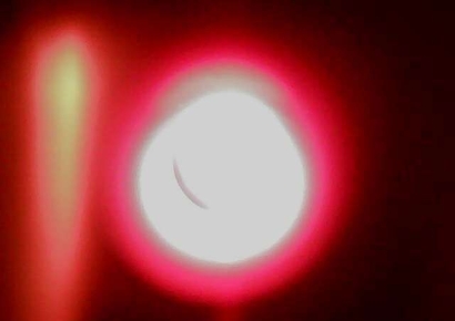 반도체 만들려 우주까지 나갔다…이 기업의 파격 시도 [테크토크]