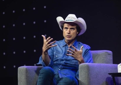 머스크 동생도 '엡스타인 연루' 의혹…"그녀와 함께한 시간에 만족"