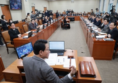 관세 인상 막아야 하는데…대미투자법 지연 언제까지