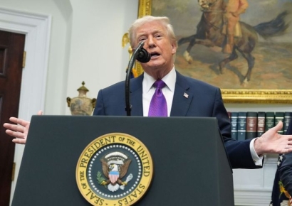 "전화 못 끊게 해서"…트럼프가 스위스 관세 9% 더 올린 이유