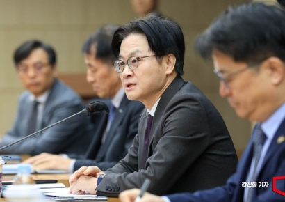 김정관 산업장관 "대미 수출 불확실성 높아져…국익 최우선 대응"