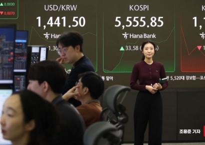 [포토] 코스피 한때 사상 최고치 경신