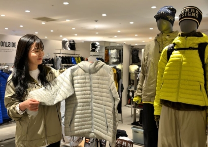 “겨울의 끝, 가볍고 따뜻하게”… 롯데百 부산본점, 정통 아웃도어 ‘시에라 디자인’ 신규 오픈