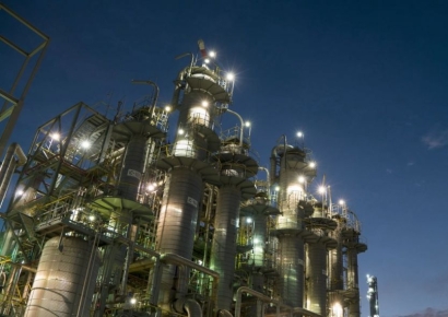 "작년 석화 영업손실 1.5조…구조개편 성과 시일 걸려"