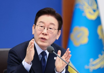 '다주택' 71번 '투기' 31번…李대통령 SNS로 읽는 정책 신호[부동산AtoZ]