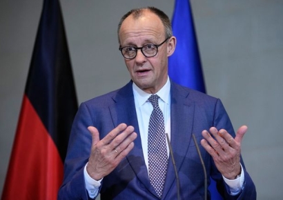 "아픈 것도 자유야"…'병가 3주' 질타한 총리에 뿔난 시민들