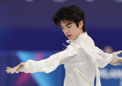 아! 아깝다 '0.98점'…男피겨 역사 쓴 차준환, 최종 4위  